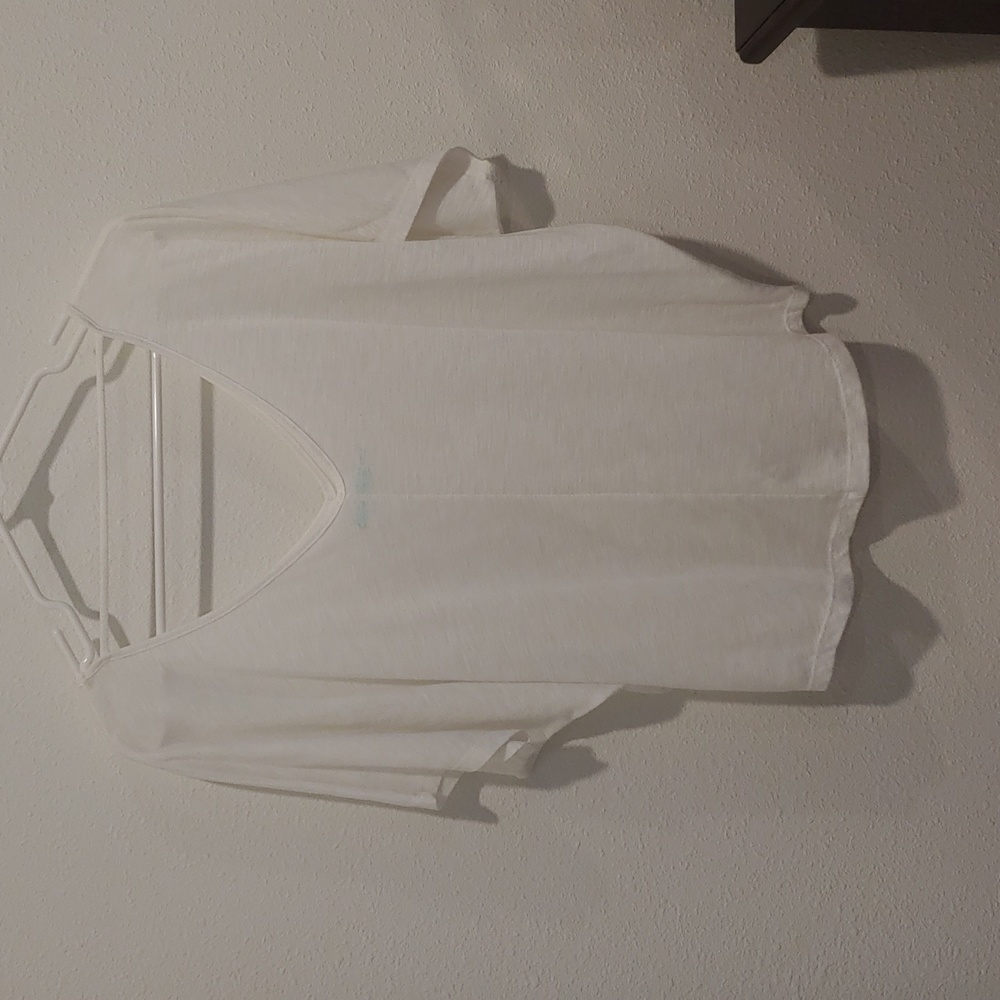 Maurices Bat Wing Short Sleeve Top Size Medium - Picture 4 of 5